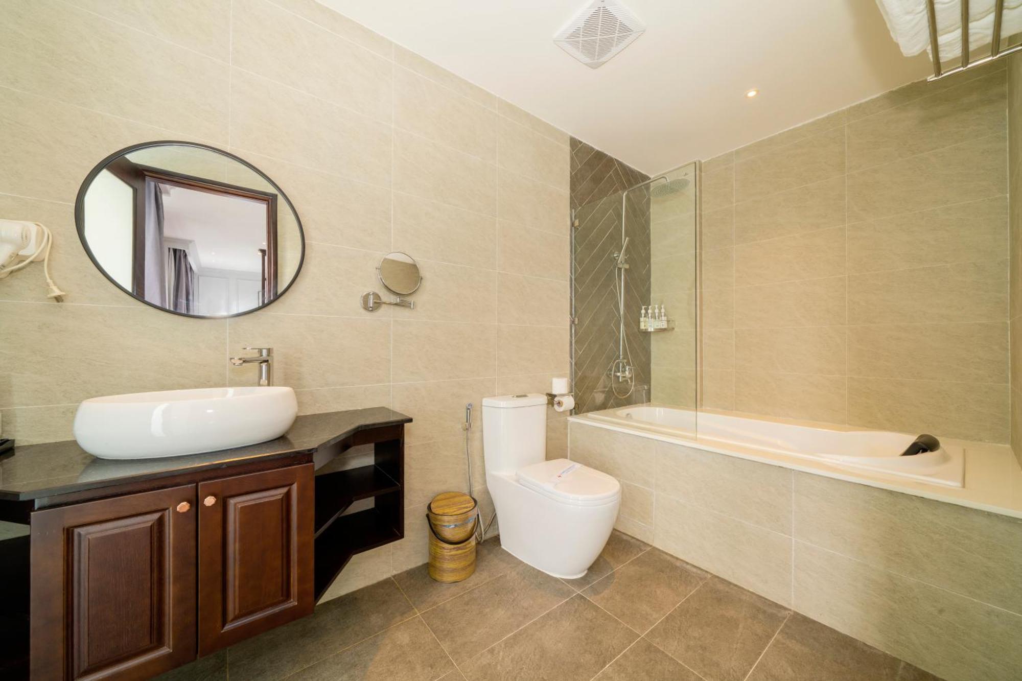 Eco Lux Riverside Hotel & Spa Хой Ан Екстериор снимка