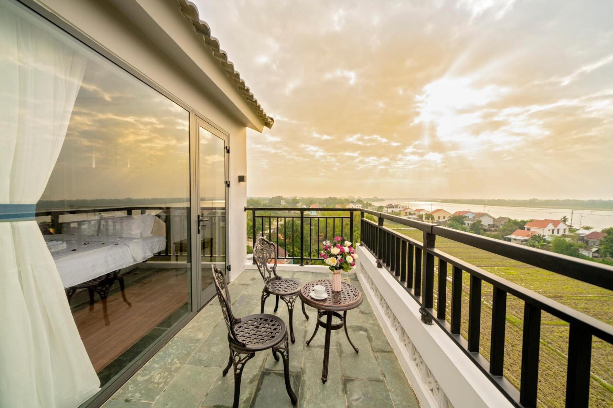 Eco Lux Riverside Hotel & Spa Хой Ан Екстериор снимка